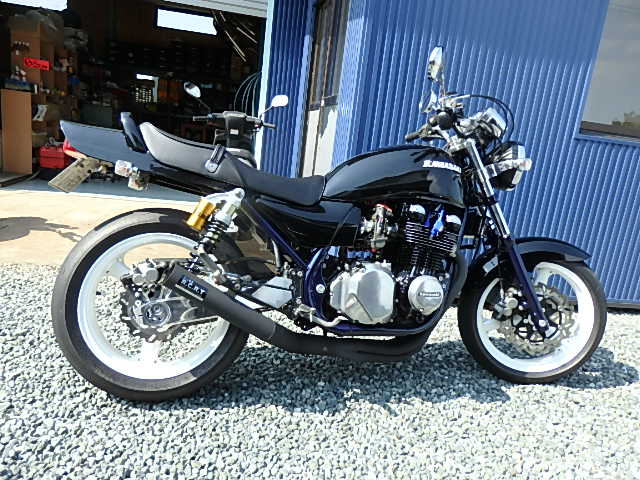 kawasaki ゼファー750 リアサスペンション交換RCRT