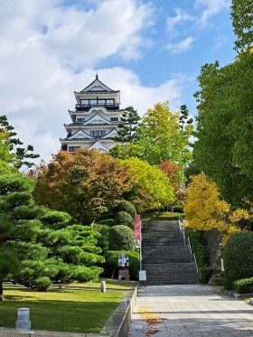 福山城 a5bc25cf39a10ba4a40a0d208d8e57bd-e1762854614211